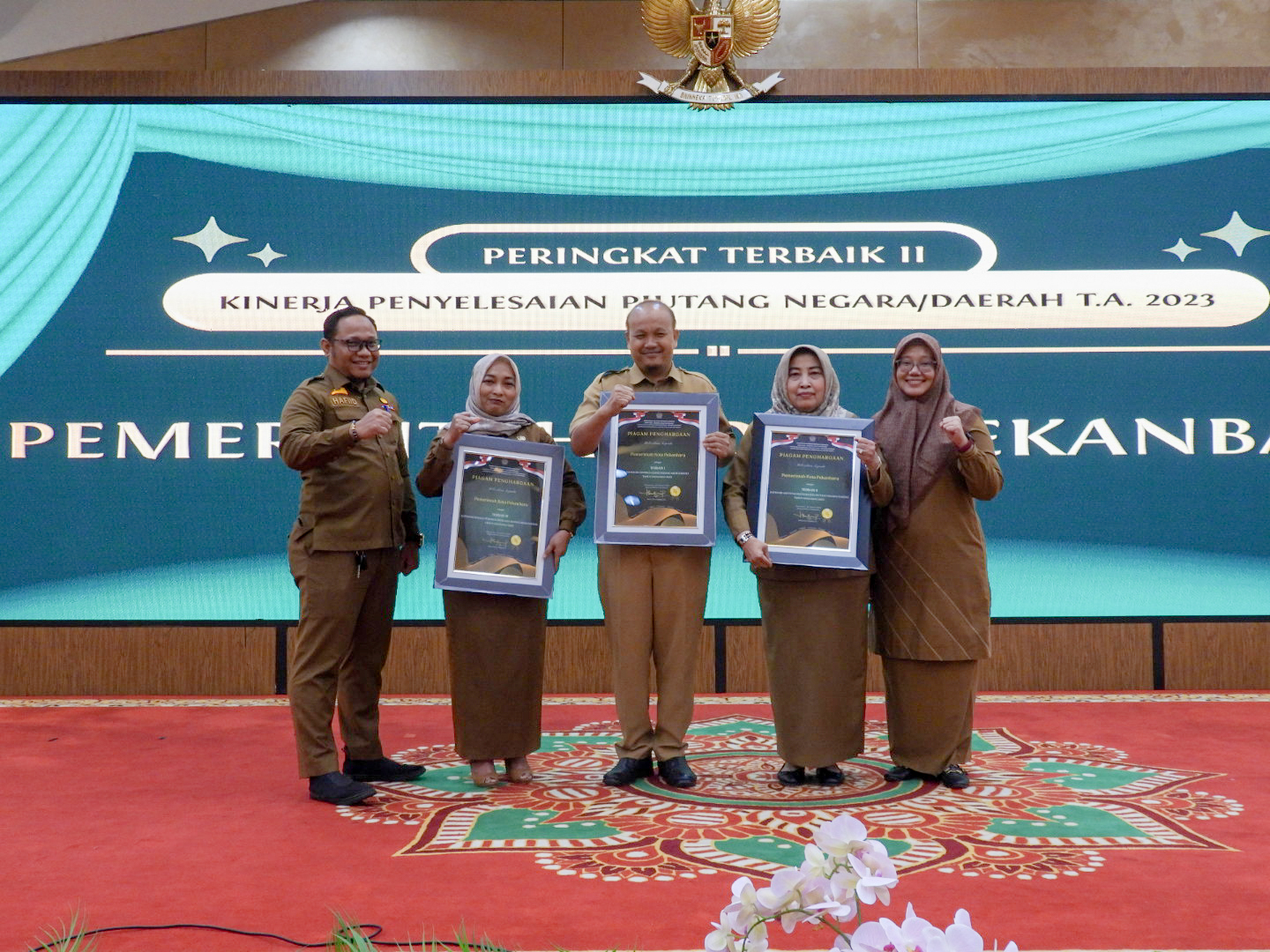 PEMKO PEKANBARU RAIH 3 PENGHARGAAN KN AWARD 2024